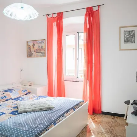 008 - Casa Riva Vista Mare Di Fronte E Mare * Сестри-Леванте