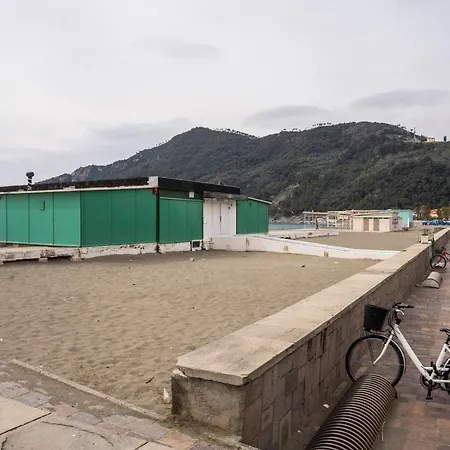 008 - Casa Riva Vista Mare Di Fronte E Mare Апартаменты
