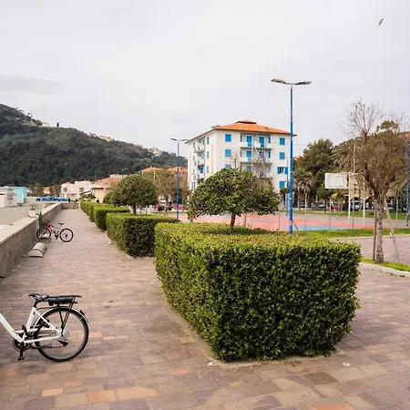 Apartment 008 - Casa Riva Vista Mare Di Fronte E Mare Sestri Levante